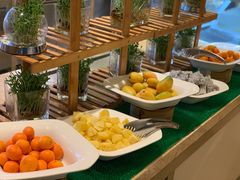 -大中华希尔顿酒店-念自助餐·嗨啤·小龙虾
