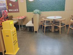 大堂-华莱士·全鸡汉堡(五爱道店)