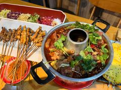 -华府九号海鲜烧烤大排档(龙域店)