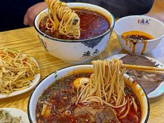 -德元兰州纯汤牛肉面