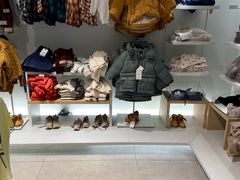 -ZARA(凯德乐峰广场店)