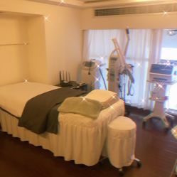 -JNK皮肤管理中心