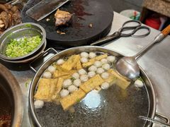 -松树干拌面店