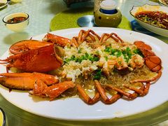 -鑫悦楼煎蟹·16年海鲜大排档