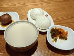 -南城香·饭香串香馄饨香(青年路店)
