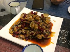 -扒虾小妹儿麻辣海鲜(宏图街店)