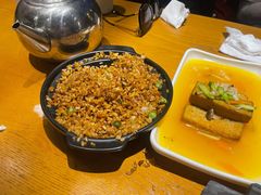 -隔壁老王·家常云南菜(花巷店)