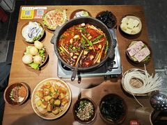-黔有有贵州酸汤夺夺粉火锅(五味十字店)
