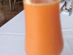 胡萝卜橙汁-Kathleen's Waitan 凯圣琳江景西餐厅(外滩店)