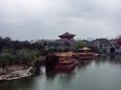 -开封府