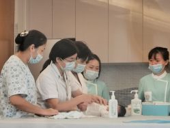 点击看大图 -和伊母婴护理中心·全套房(金山店)