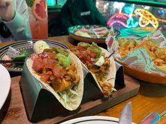 -Famous肥猫墨西哥音乐餐吧(五棵松华熙LIVE店)