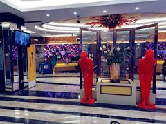 -蓝尊量贩(黄河路店)