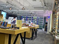 -鲸渝眼镜·浅目视光(春熙路店)