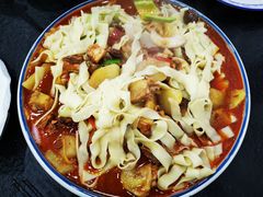 -撒拉人家.酸菜牦牛肉火锅