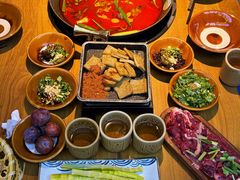 -贵厨酸汤牛肉(花果园国际中心店)