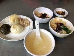 -正一涵老味道名小吃(广汉总店)