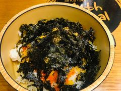 手抓饭团-Myth猪蹄(明洞店)