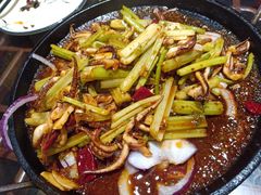 铁板鱿鱼-百味地锅鸡(二店·财校分店)