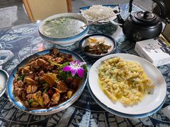 -四方小吃·白族庭院餐厅