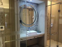 -三亚龙兴莱曼海景度假酒店
