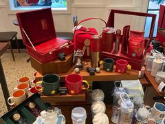 零售区-星巴克臻选(广州沙面店)