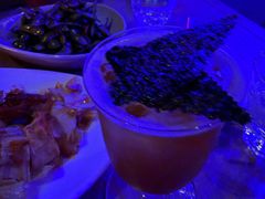 -FOUR PLAY BAR
