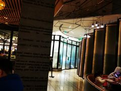 -WOLFGANG PUCK KITCHEN & BAR(迪士尼小镇店)