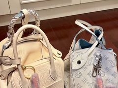 -二手奢侈品名表箱包回收