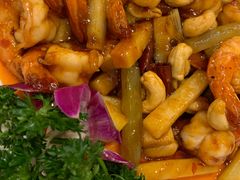 宫爆虾球-北平小馆·烤鸭·家常菜(磨房北里店)