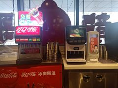 -龍歌自助小火锅(市南金茂湾店)