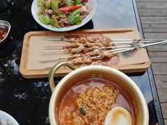 -蚝堡·生蚝海鲜烧烤物种起源•海肠捞饭(刘公岛店)