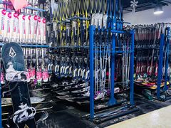 -乔波室内滑雪场