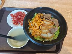 -顶香阁桂林米粉·柳州螺蛳粉(上地店)