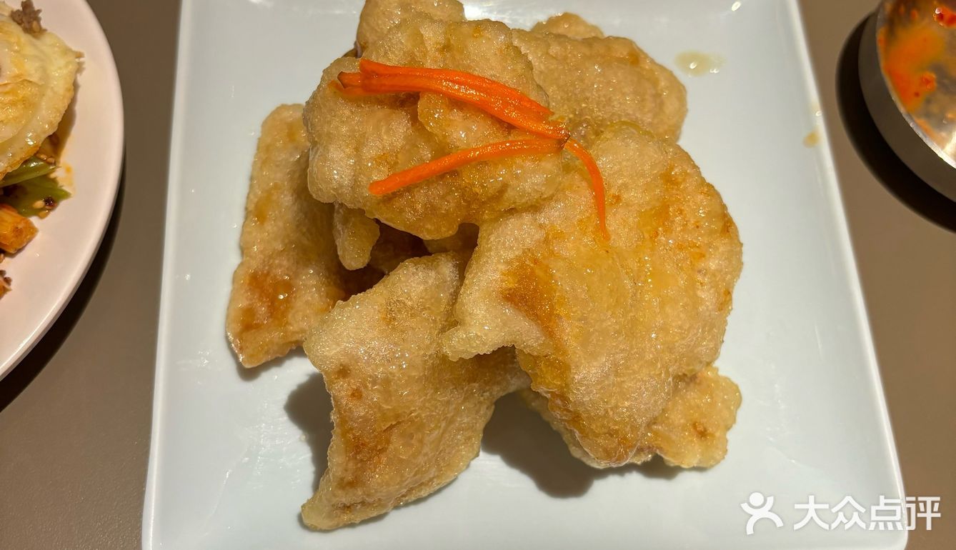 很好吃的简餐,两个人点了图里这些都吃光了