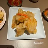 很好吃的简餐,两个人点了图里这些都吃光了