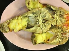 -J Daeng Seafood