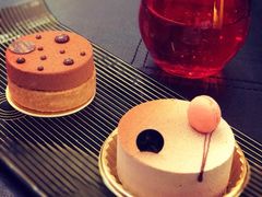 -Salon de The de Joel Robuchon(外滩18号店)