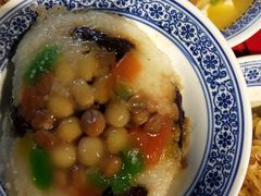 -蓝田九大碗民俗食府(蓝田店)
