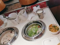 -龍歌自助小火锅(市南金茂湾店)