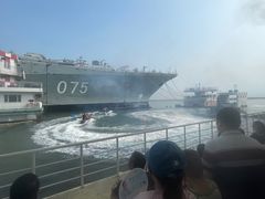 -泰达航母主题公园