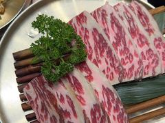 -草家酱蟹炭火烤肉店(珲春南路二店)