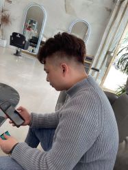 -苏奇发型·烫发染发