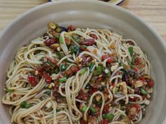 万方圆拌粉-万方圆拌粉瓦罐汤(九江湖滨店)