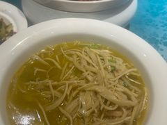 -呷湘厨·鱼汤捞饭·剁椒鱼头·辣椒炒肉(国家会展中心店)