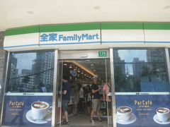 -全家便利店(漕溪北路七店)