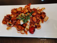 特色宫保鸡丁-羲和雅苑•北京烤鸭(吴中路万象城店)