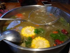 高钙牛骨原汤-潮味四季潮汕牛肉火锅(来凤街店)
