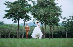 -巴黎婚纱摄影工作室