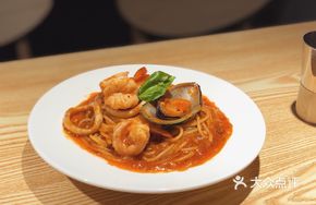 Tomato Seafood Pasta
